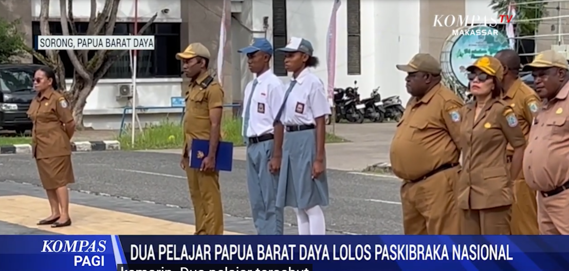 2 PELAJAR PAPUA BARAT DAYA LOLOS PASKIBRA NASIONAL